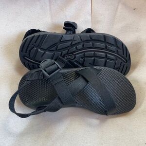 Womens Chaco ZCloud Sandal, Solid Black Size 6, New In Box